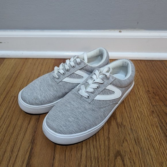 Tretorn Shoes - Tretorn canvas sneakers for women